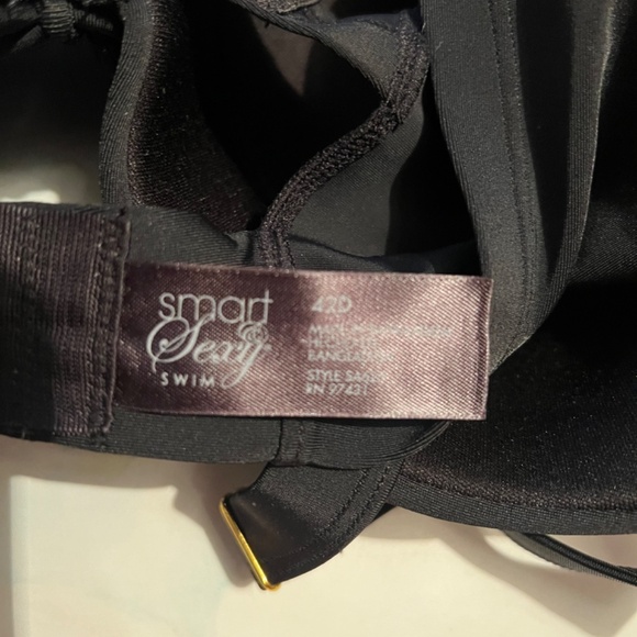 Smart and Sexy Long Lined Swim Top - Picture 10 of 13